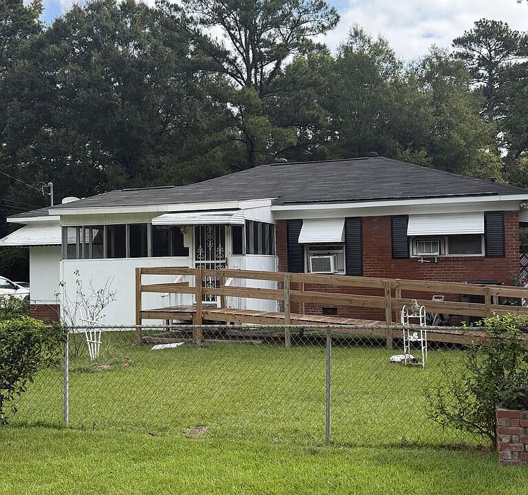 1st image of 1442 Foye Ave