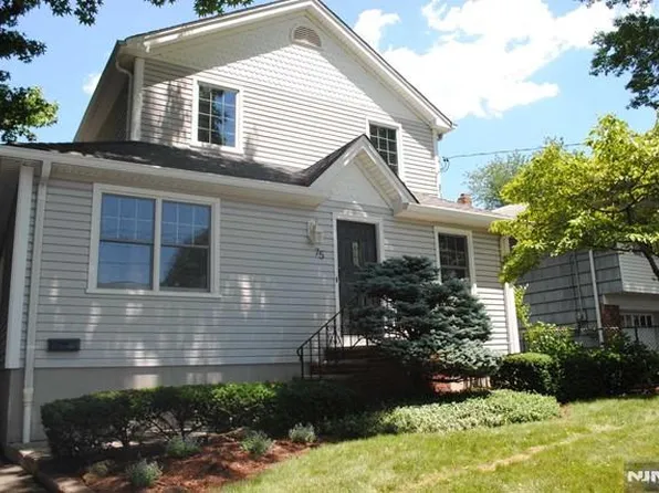 75 Columbus Dr, Tenafly, NJ 07670