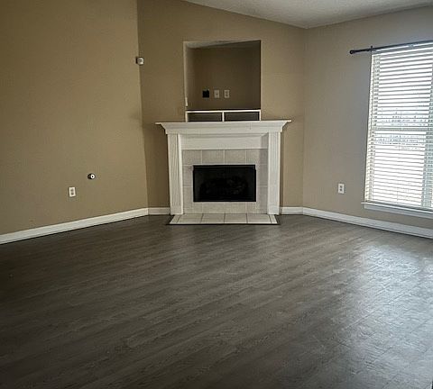 3rd image of 7780 Jane Ayre Dr