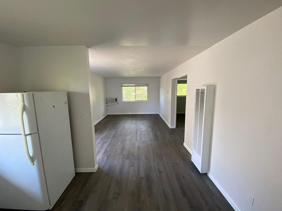 1st image of 175 E Placer St #3