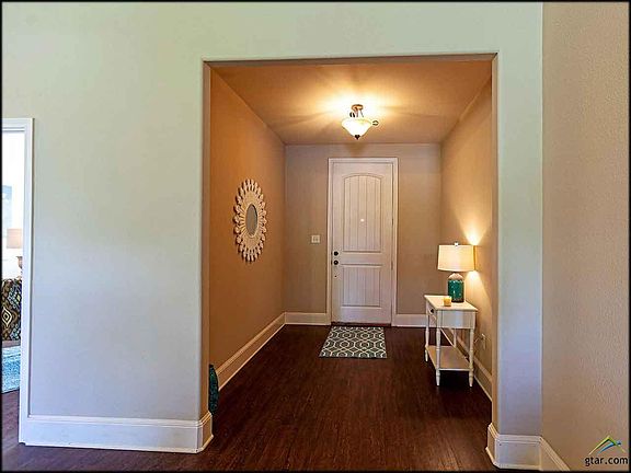4th image of 2112 Haverhill Dr