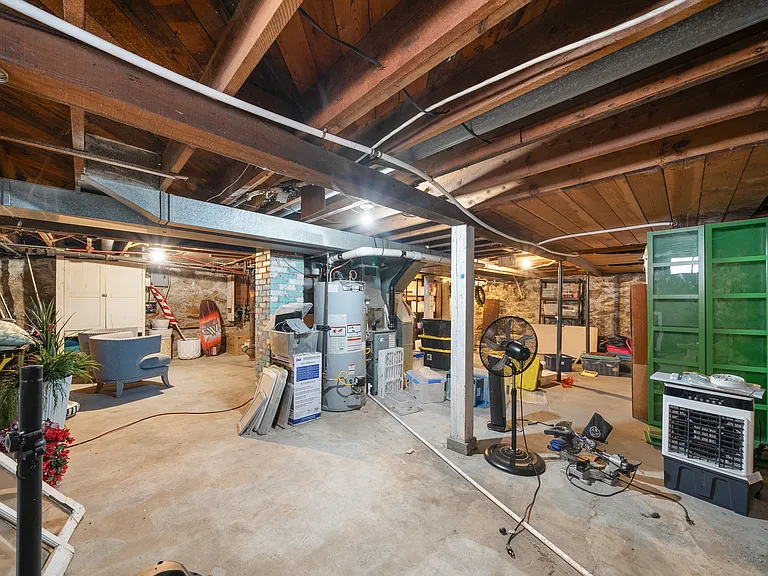 1207 S Liberty Dr — Photo 37