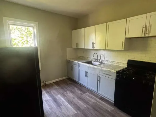 76 Eaton Pl, East Orange, NJ