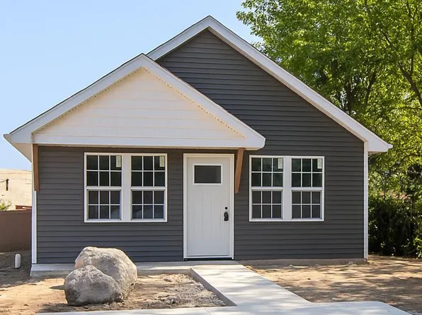 4369 Monroe Ave, Waterford, MI 48329