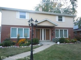 4721 N 88th Ct, Milwaukee, WI