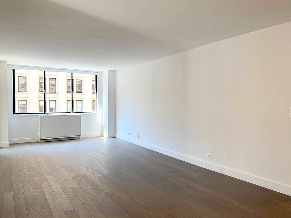 1st image of 300 Mercer St APT 8E