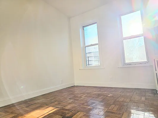 Rented by Virtual Real Estate | media 13