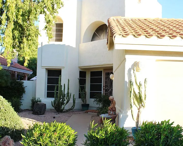 6435 E Redmont Dr — Photo 1