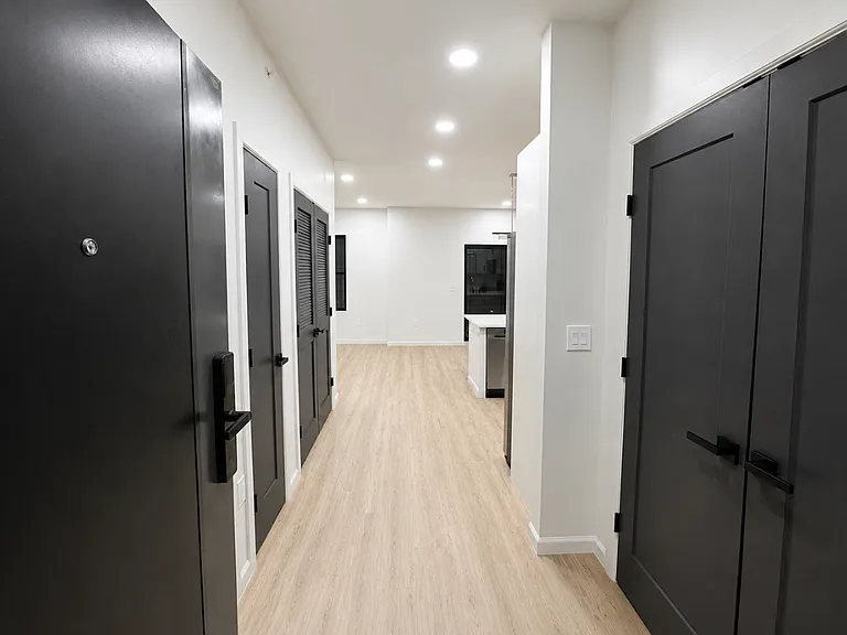 360 Van Houten St #401 — Photo 6