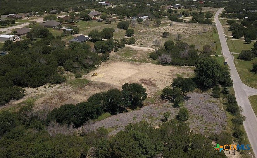 1st image of 714 726 County Rd #4126