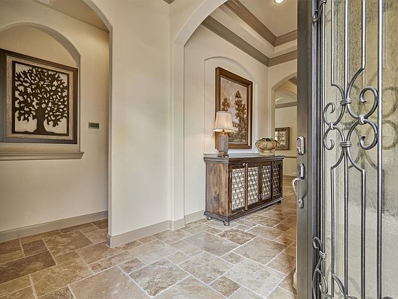 4th image of 105 Blanton Bend Ct