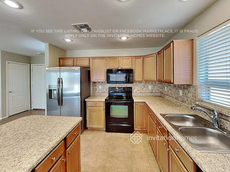 28378 N Desert Hills Dr — Photo 8