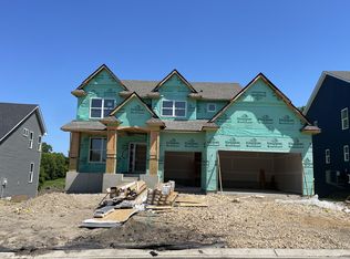 2469 Rock Elm Rd, Shakopee, MN 55379