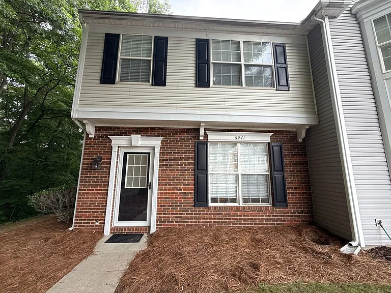 6941 Rothchild Dr — Photo 1
