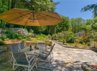 59 Pembroke Rd, Danbury, CT 06811