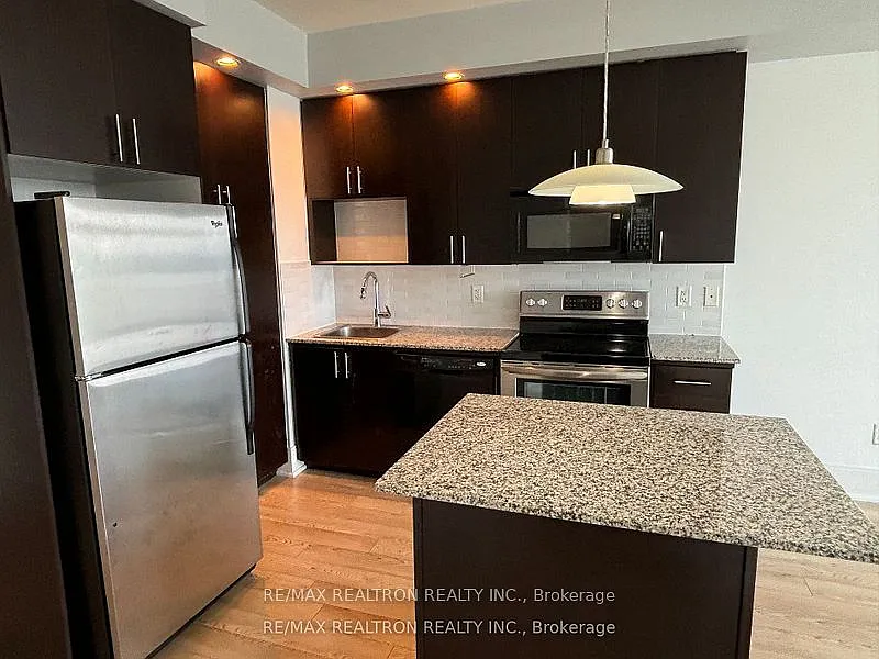 2 bed, $2,400 — Photo 3
