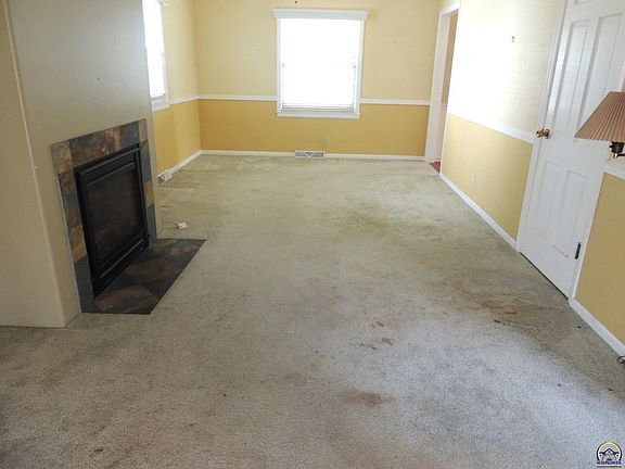 5th image of 1737 Trowman Way