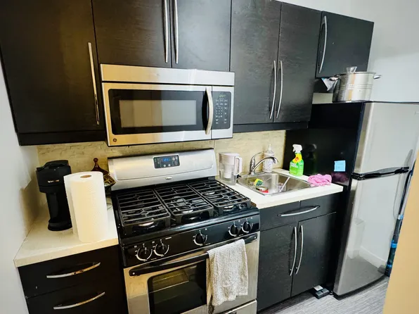 426 Markham St, Toronto, ON