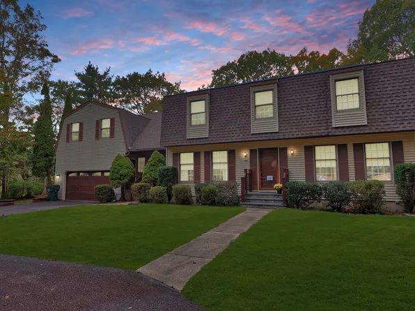 9 Melissa Lane, Prospect, CT 06712