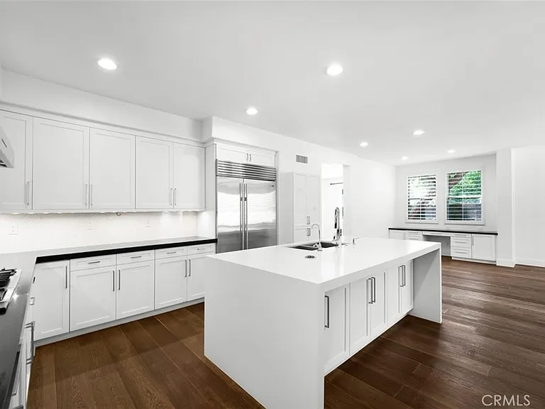 19 Garnet — Photo 15