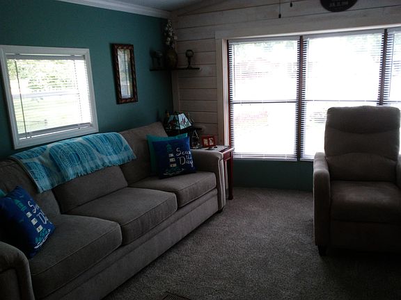 3rd image of 4173 Breckenridge Ln
