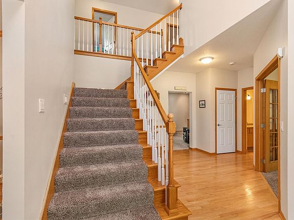 5th image of 13200 Rocklyn Dr