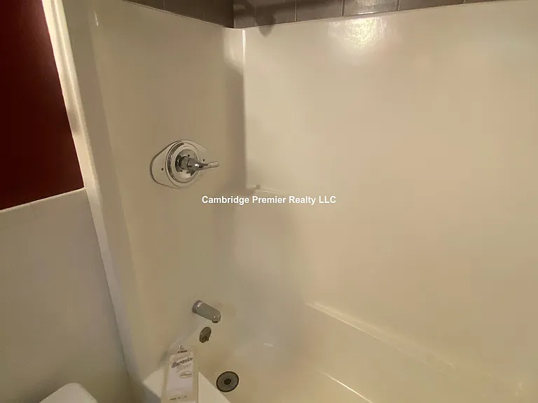 1691 Cambridge St #5 — Photo 7