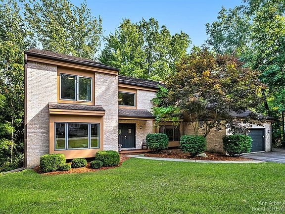 2nd image of 3116 Overridge Dr