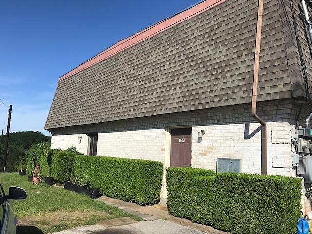 1st image of 2303 Barton Village Cir APT 104