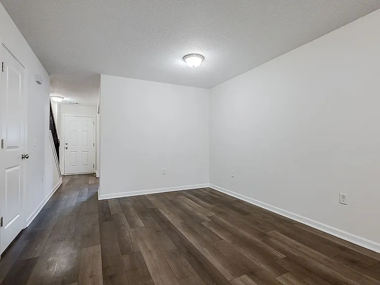 162 Barfield Way — Photo 11