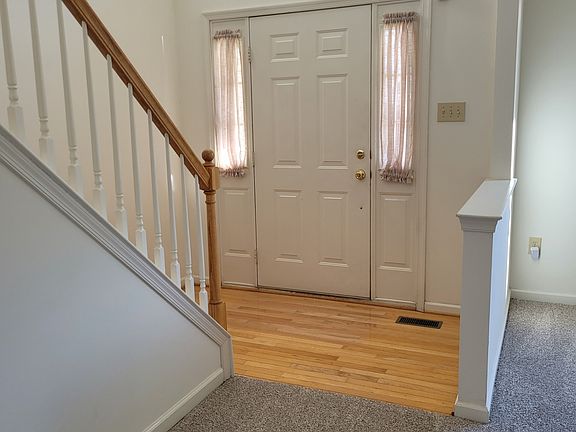 2nd image of 131 Riverwoods Dr