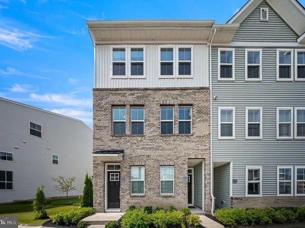 13 Ford St #A, Bridgeport, PA 19405