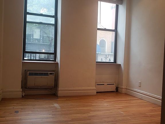 4th image of 140 E 17th St #1CC