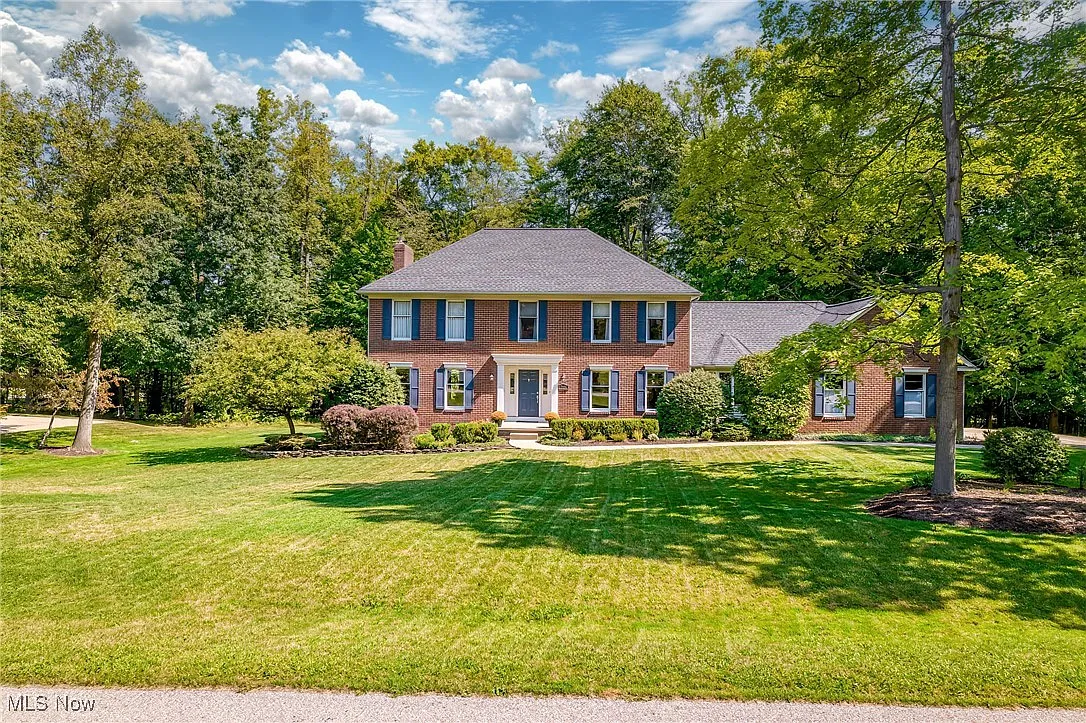 7133 Jonathan Dr photo 1