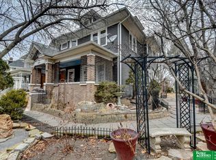 3554 Woolworth Ave, Omaha, NE 68105