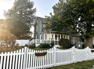 227 N 3rd St, Girard, IL