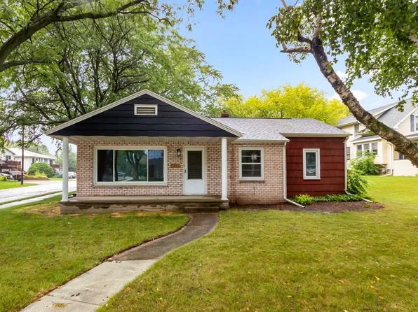1901 Green Bay Rd, Kaukauna, WI 54130