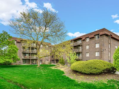 820 Elder Rd #C-115, Homewood, IL, 60430