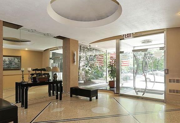 4th image of 4295 Webster Ave APT 5I