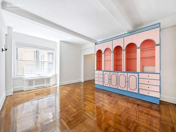 4th image of 975 Park Ave #8-A