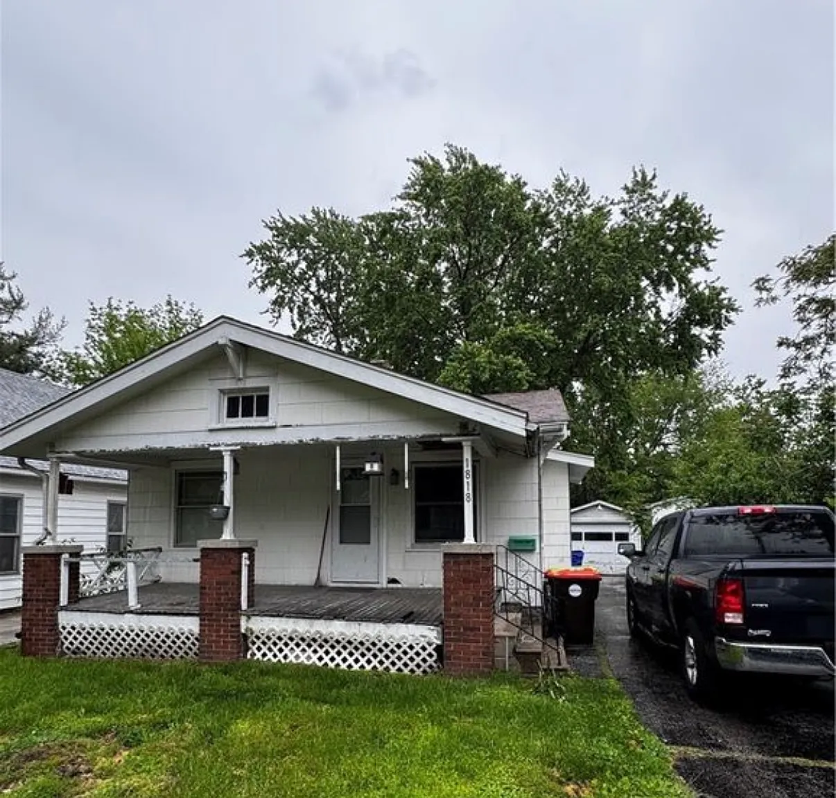 2 bed, 824 sqft, $794 — Photo 2