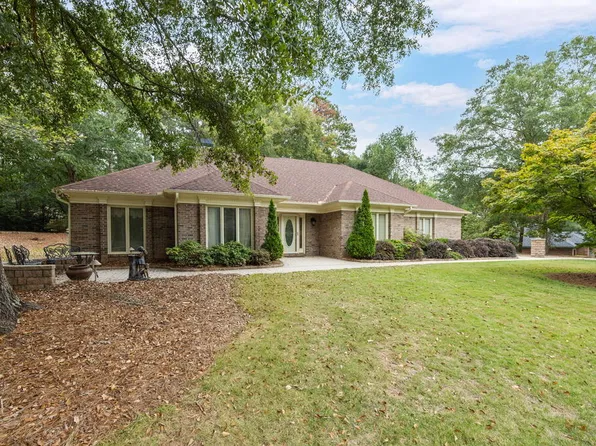 90 Waterway Dr, Cataula, GA 31804