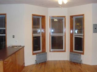 381 Cornelia St, Brooklyn, NY