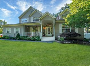 160 Miller Place Rd, Miller Place, NY 11764