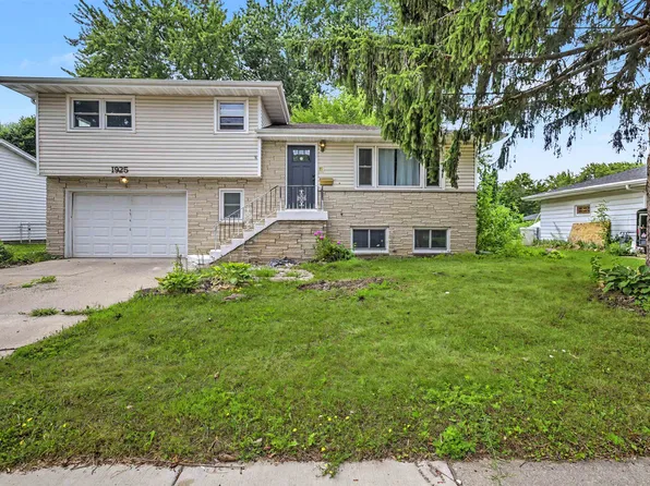 1925 Elka Ln, Madison, WI 53704