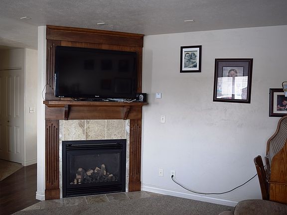 4th image of 2155 Cassidy Dr