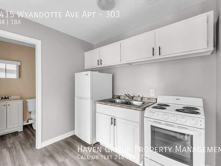 1415 Wyandotte Ave #303 — Photo 8