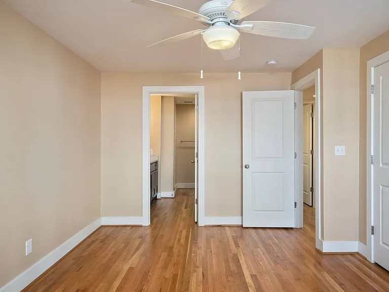 4060 McGee St — Photo 11