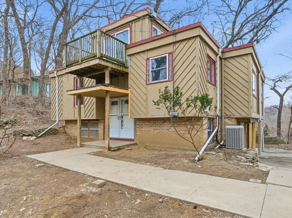 115 Deer Trl, Council Bluffs, IA 51503