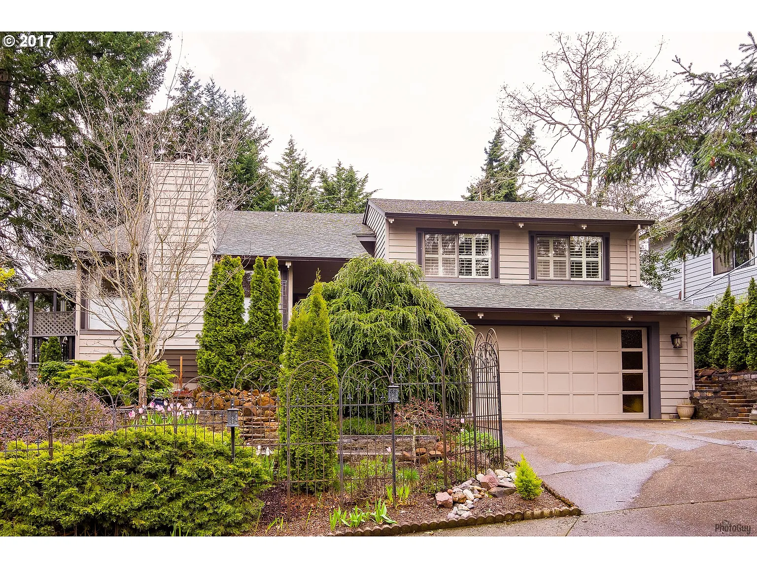2223 Corinthian Ct photo 1